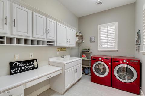 3054 E Washington Ave, Gilbert, AZ 85234 photo 37