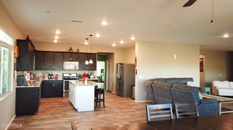 15720 E Broken Bit Rd, Mayer, AZ 86333 photo 7