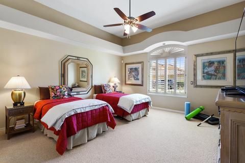 1818 E Willow Tree Ct, Gilbert, AZ 85234 photo 27