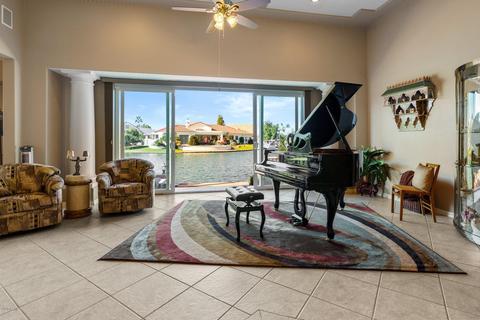1818 E Willow Tree Ct, Gilbert, AZ 85234 photo 14