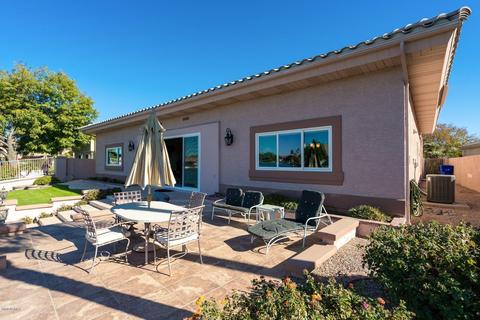 1818 E Willow Tree Ct, Gilbert, AZ 85234 photo 35