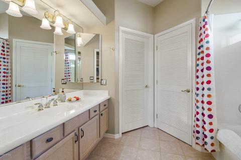 1818 E Willow Tree Ct, Gilbert, AZ 85234 photo 29