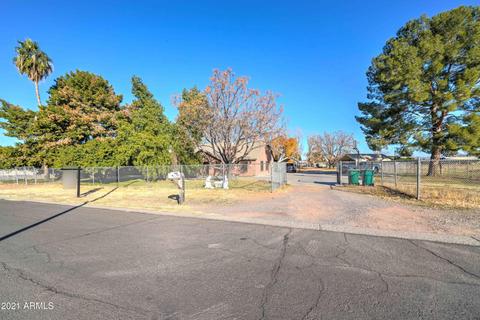 17248 E Desert Ln, Gilbert, AZ 85234 photo 2