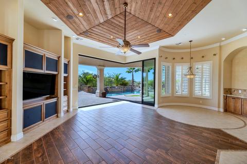 8305 E Leonora St, Mesa, AZ 85207 photo 10