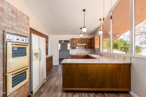 614 E Morgan Dr, Gilbert, AZ 85295 photo 9