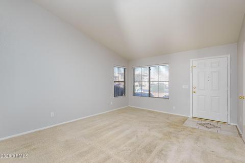 1689 E Laurel Ave, Gilbert, AZ 85234 photo 3