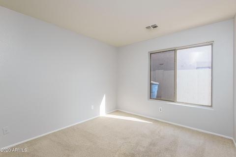 1689 E Laurel Ave, Gilbert, AZ 85234 photo 12