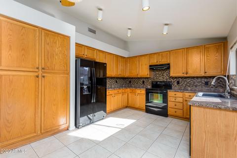 1689 E Laurel Ave, Gilbert, AZ 85234 photo 9