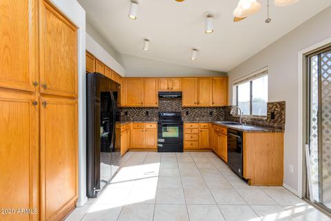 1689 E Laurel Ave, Gilbert, AZ 85234 photo 10