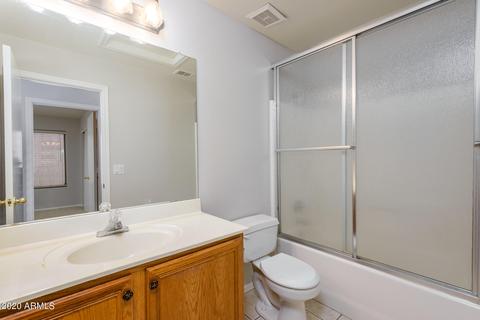1689 E Laurel Ave, Gilbert, AZ 85234 photo 11