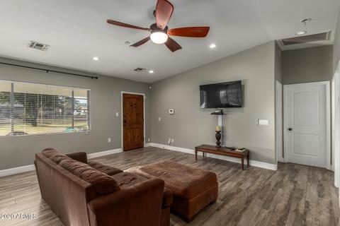 22 W Carson Rd, Phoenix, AZ 85041 photo 5