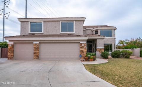 414 N Pheasant Ct, Gilbert, AZ 85234 photo 2