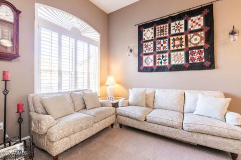 3217 E Oraibi Dr, Phoenix, AZ 85050 photo 6
