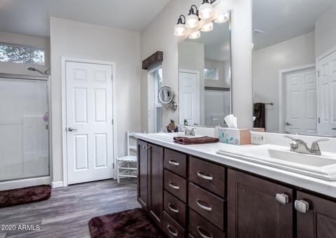 2152 Arrowhead Trl, Overgaard, AZ 85933 photo 15