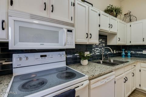 313 E Oraibi Dr, Phoenix, AZ 85024 photo 11