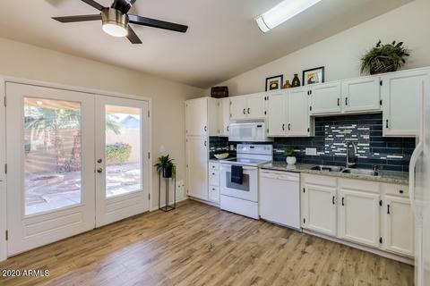313 E Oraibi Dr, Phoenix, AZ 85024 photo 8