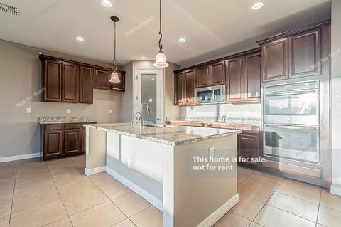 2172 S Henry Ln, Gilbert, AZ 85295 photo 4