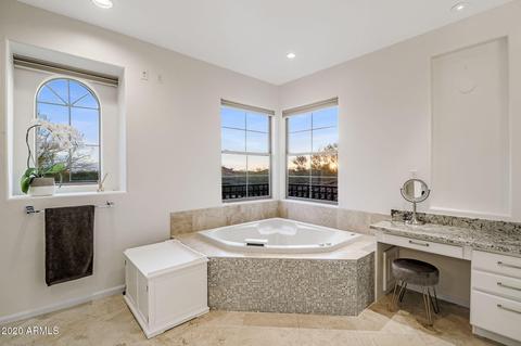 3976 Expedition Way, Phoenix, AZ 85050 photo 34