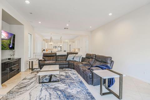 3976 Expedition Way, Phoenix, AZ 85050 photo 18