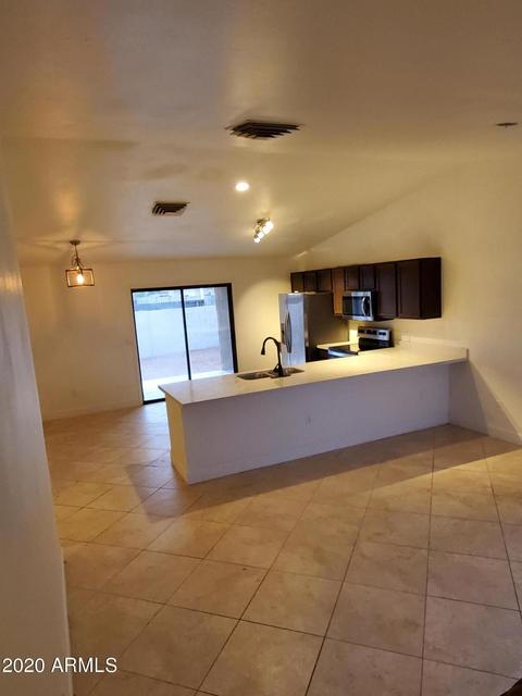 1742 S Idaho Rd, Apache Junction, AZ 85119 photo 3