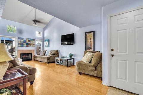 1136 W Mango Dr, Gilbert, AZ 85233 photo 4