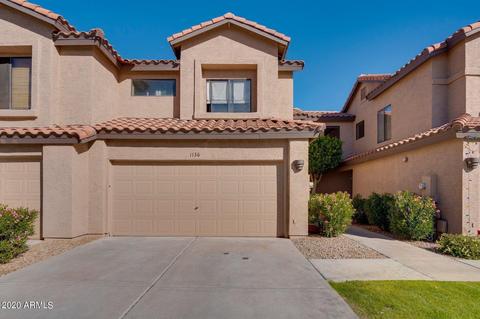 1136 W Mango Dr, Gilbert, AZ 85233 photo 1