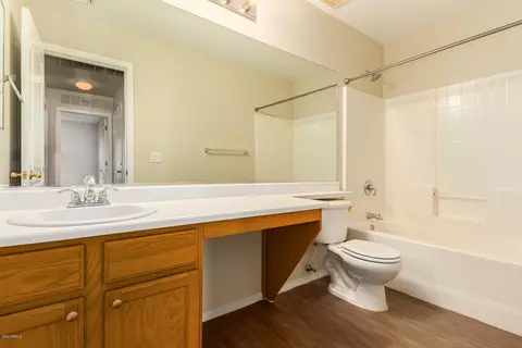 1025 E Grenadine Rd, Phoenix, AZ 85040 photo 9
