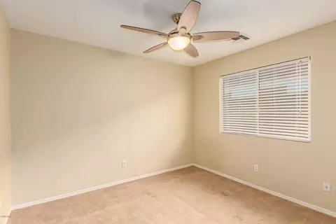 1025 E Grenadine Rd, Phoenix, AZ 85040 photo 12