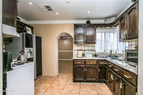 3436 E Taylor St, Phoenix, AZ 85008 photo 6