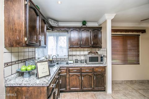 3436 E Taylor St, Phoenix, AZ 85008 photo 9