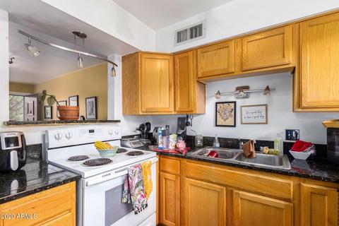 4131 E Camelback Rd #36, Phoenix, AZ 85018 photo 2