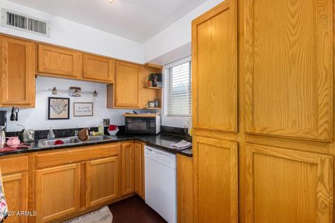 4131 E Camelback Rd #36, Phoenix, AZ 85018 photo 9