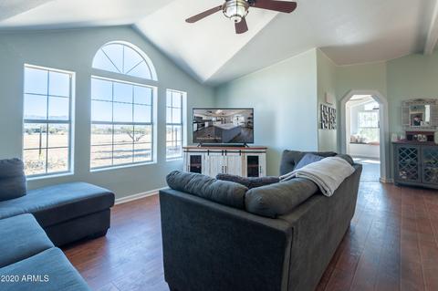 8107 E Larson Rd, Hereford, AZ 85615 photo 6