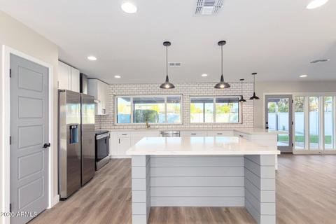 954 E Redmon Dr, Tempe, AZ 85283 photo 9
