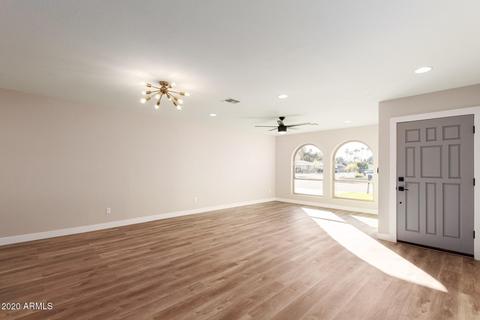 954 E Redmon Dr, Tempe, AZ 85283 photo 8