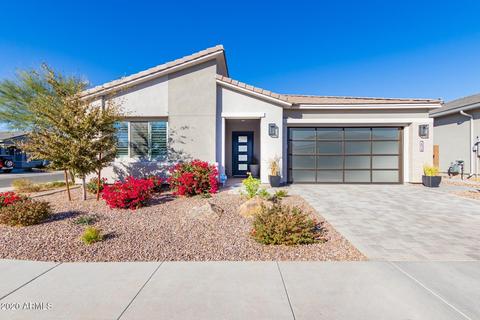 2824 E Donald Dr, Phoenix, AZ 85050 photo 2