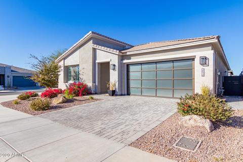 2824 E Donald Dr, Phoenix, AZ 85050 photo 1