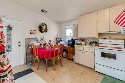 351 S Grand Dr, Apache Junction, AZ 85120 photo 23