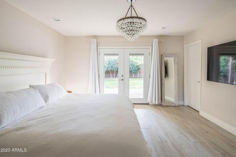525 E Bishop Dr, Tempe, AZ 85282 photo 4