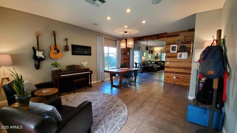 3619 S Arroyo Ln, Gilbert, AZ 85297 photo 4