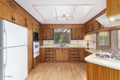 7567 E Arbor Ave, Mesa, AZ 85208 photo 9