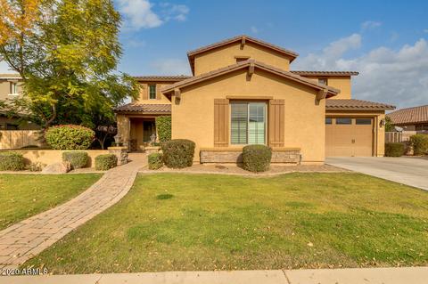 2706 E Carob Dr, Gilbert, AZ 85298 photo 1