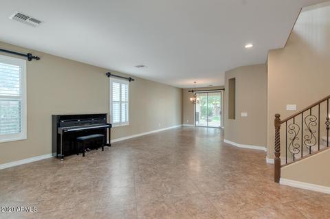 2706 E Carob Dr, Gilbert, AZ 85298 photo 8