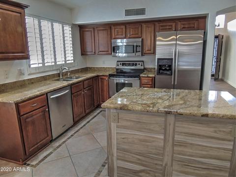 4524 E Badger Way, Phoenix, AZ 85044 photo 4
