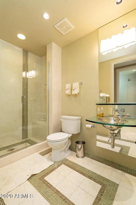 2402 Esplanade Ln #PH4, Phoenix, AZ 85016 photo 20