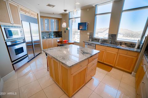 2402 Esplanade Ln #PH4, Phoenix, AZ 85016 photo 16