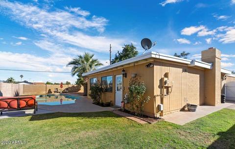 3132 E Windrose Dr, Phoenix, AZ 85032 photo 2