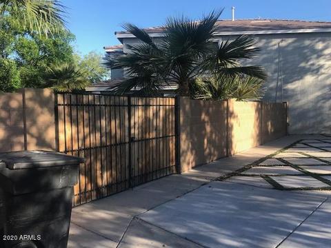 2551 E Oxford Ct, Gilbert, AZ 85295 photo 3