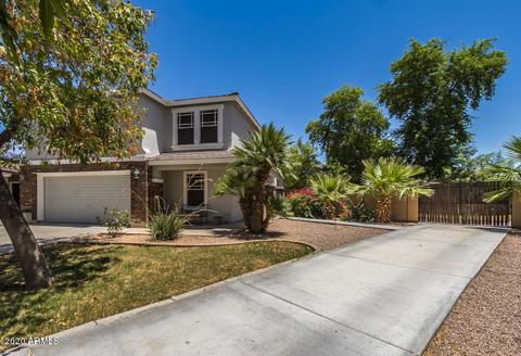 2551 E Oxford Ct, Gilbert, AZ 85295 photo 2