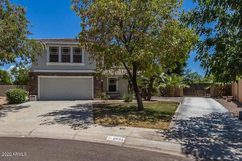 2551 E Oxford Ct, Gilbert, AZ 85295 photo 1